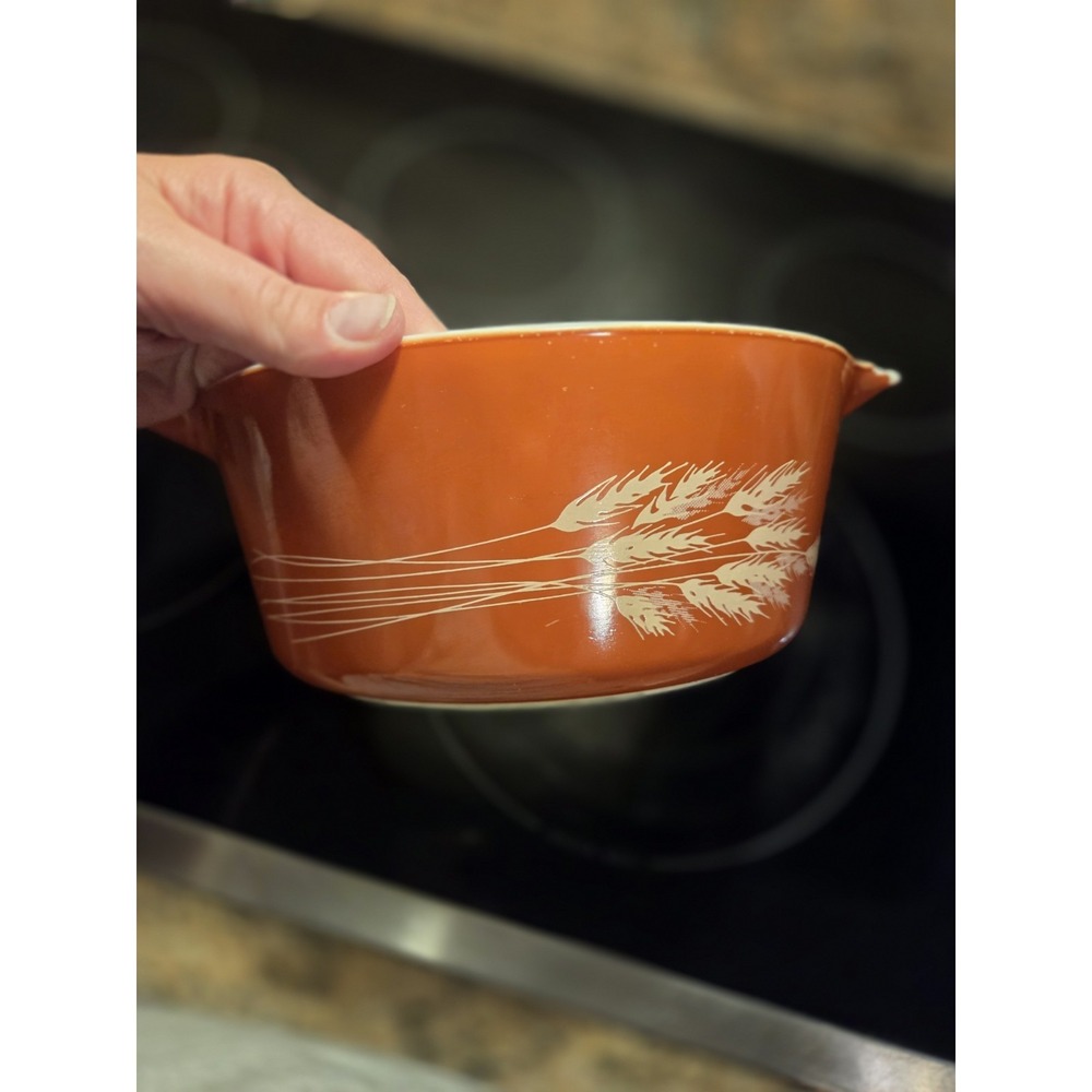 VINTAGE PYREX 475-B  AUTUMN HARVEST WHEAT 2.5 QUART CASSEROLE DISH W/LID 475-C